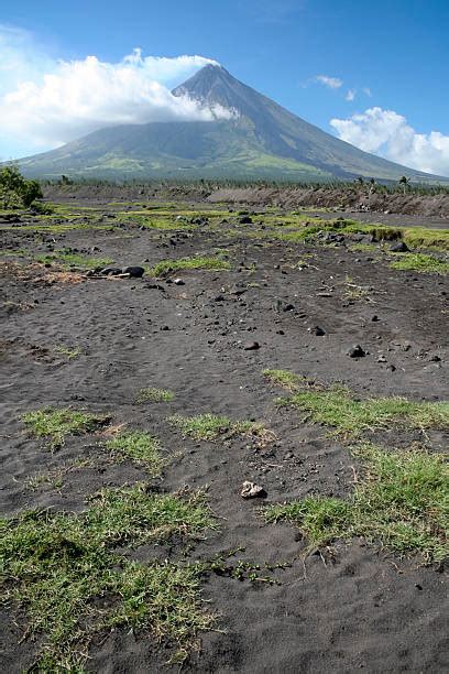 mt mayon picture|730+ Mt Mayon Stock Photos, Pictures & Royalty.